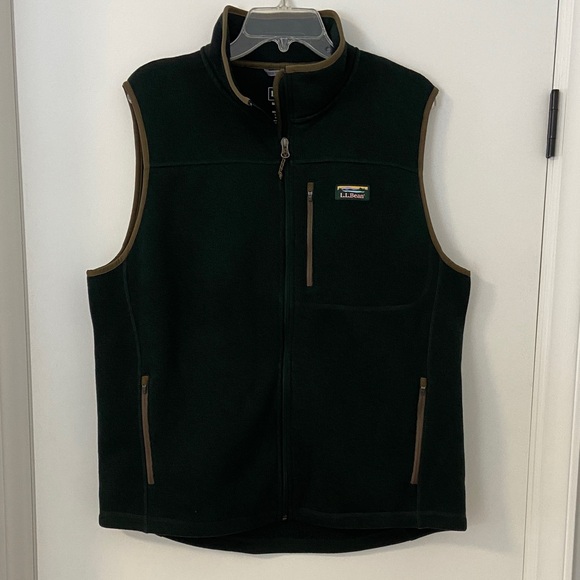 L.L. Bean Men's Sweater Fleece Vest - Picture 3 of 13